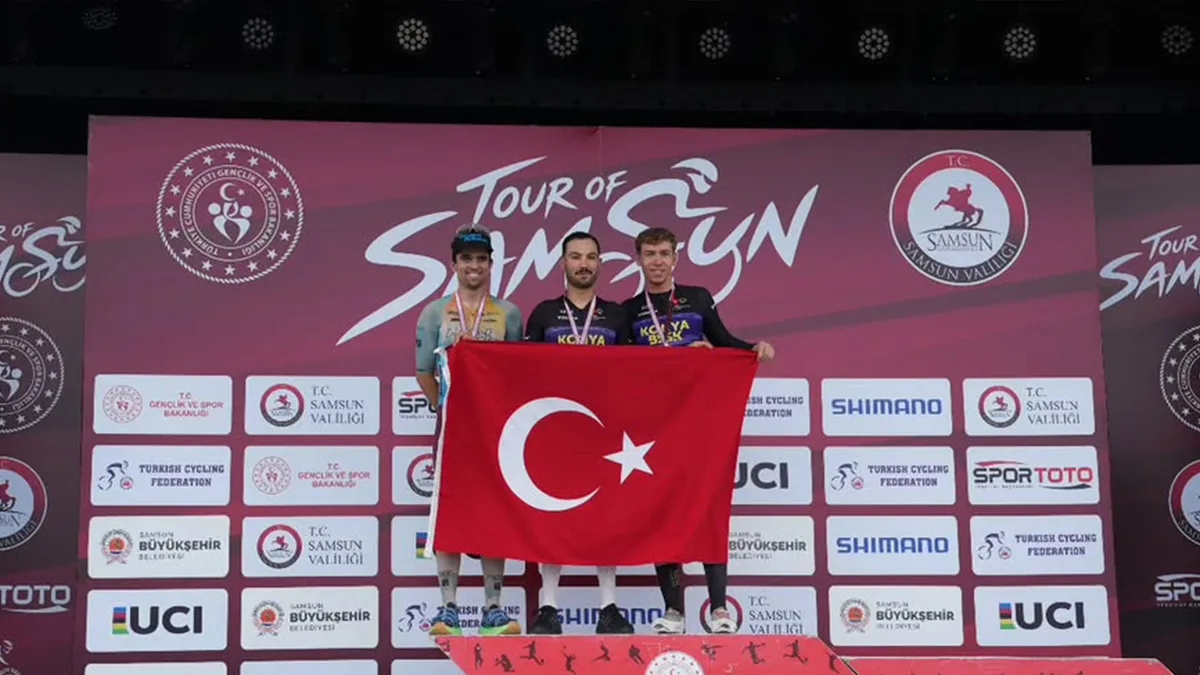Konya Bisikletçiler Samsun'da Tarih Yazdı: 4 Etap, 7 Podyum, 3 Mayo