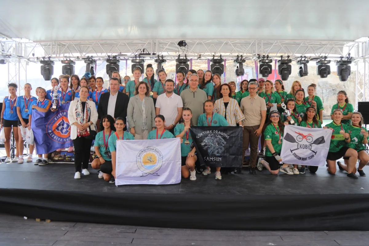 Rumkale'de Dragon Bot Şampiyonları Kupalarını Aldı