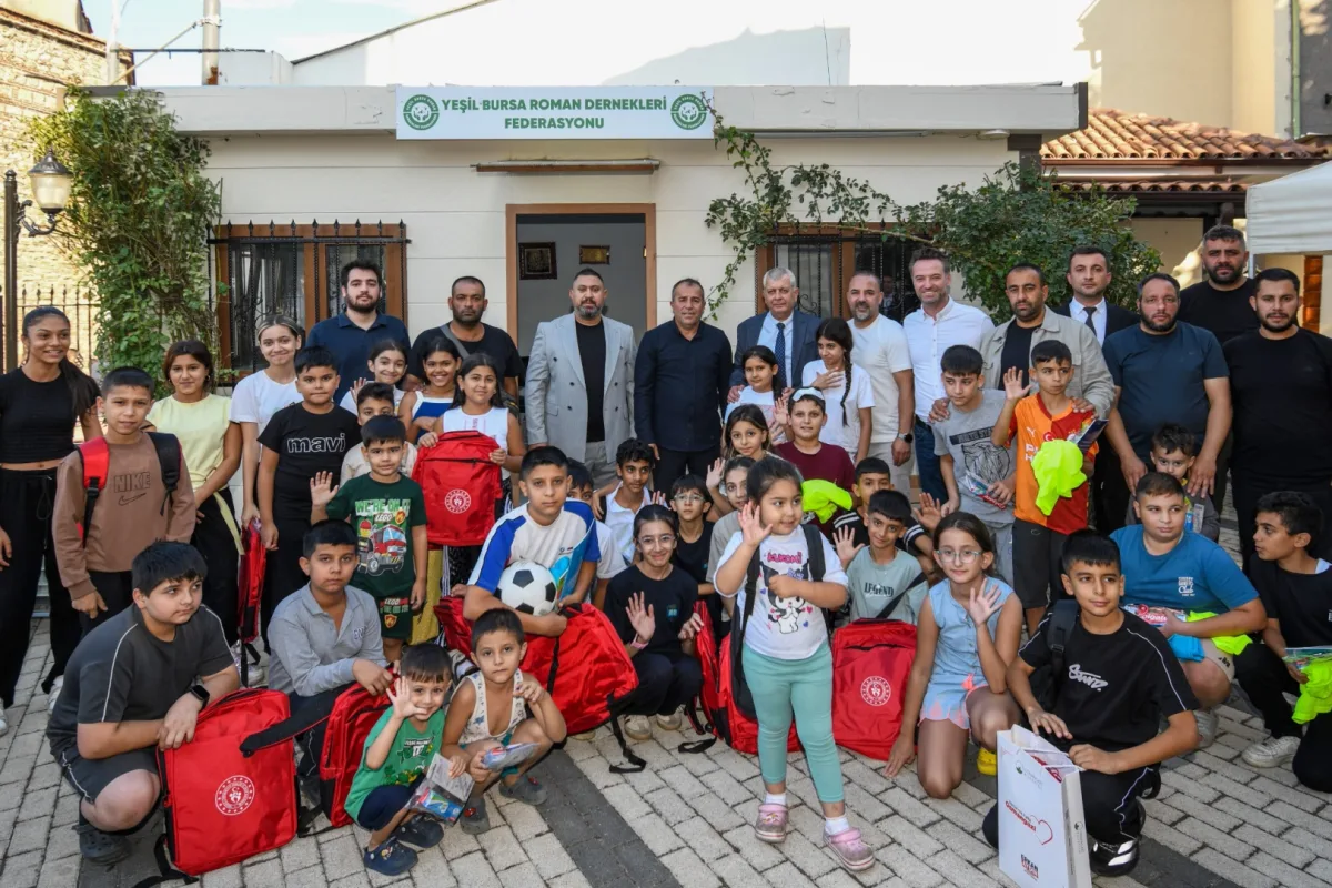 Osmangazi’de çocuklara diş fırçası ve macunu hediye edildi