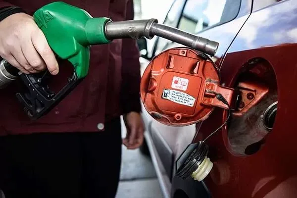 Motorin fiyatına 4,09 TL indirim geliyor