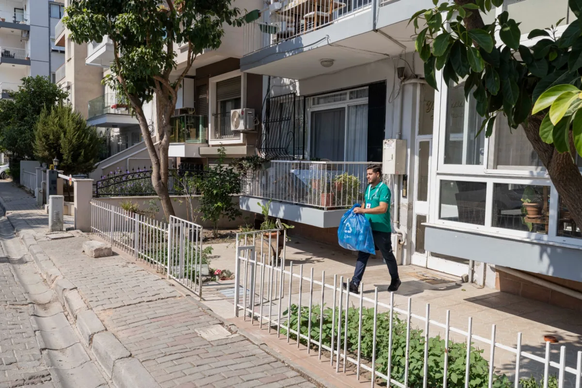 İzmir'de evde dönüşüm 9 ilçeye yayıldı
