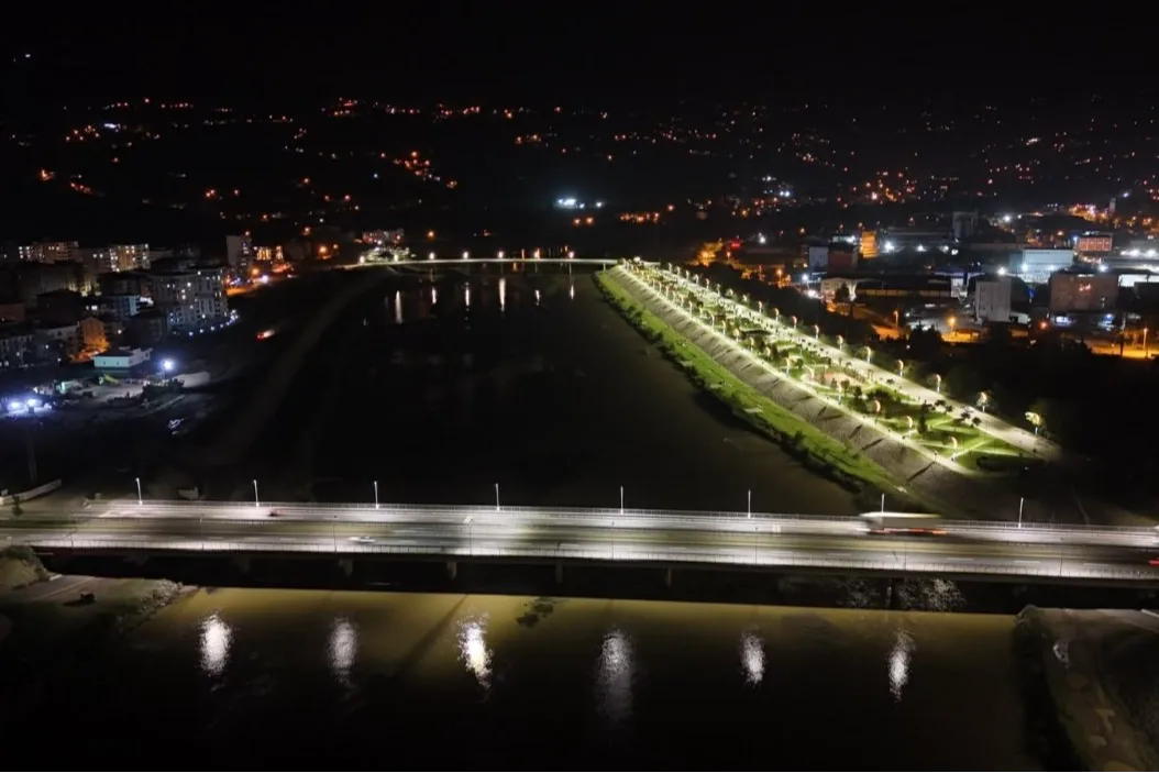 Ordu'nda Melet Köprüsüne dekoratif aydınlatma monte edildi
