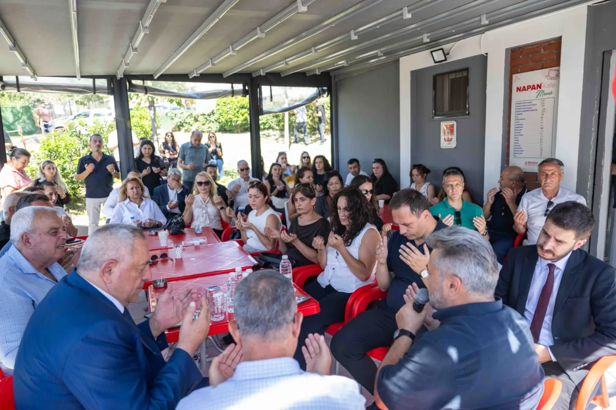 Bornova'da gemi kazası kurbanları anıldı, lokma dağıtıldı